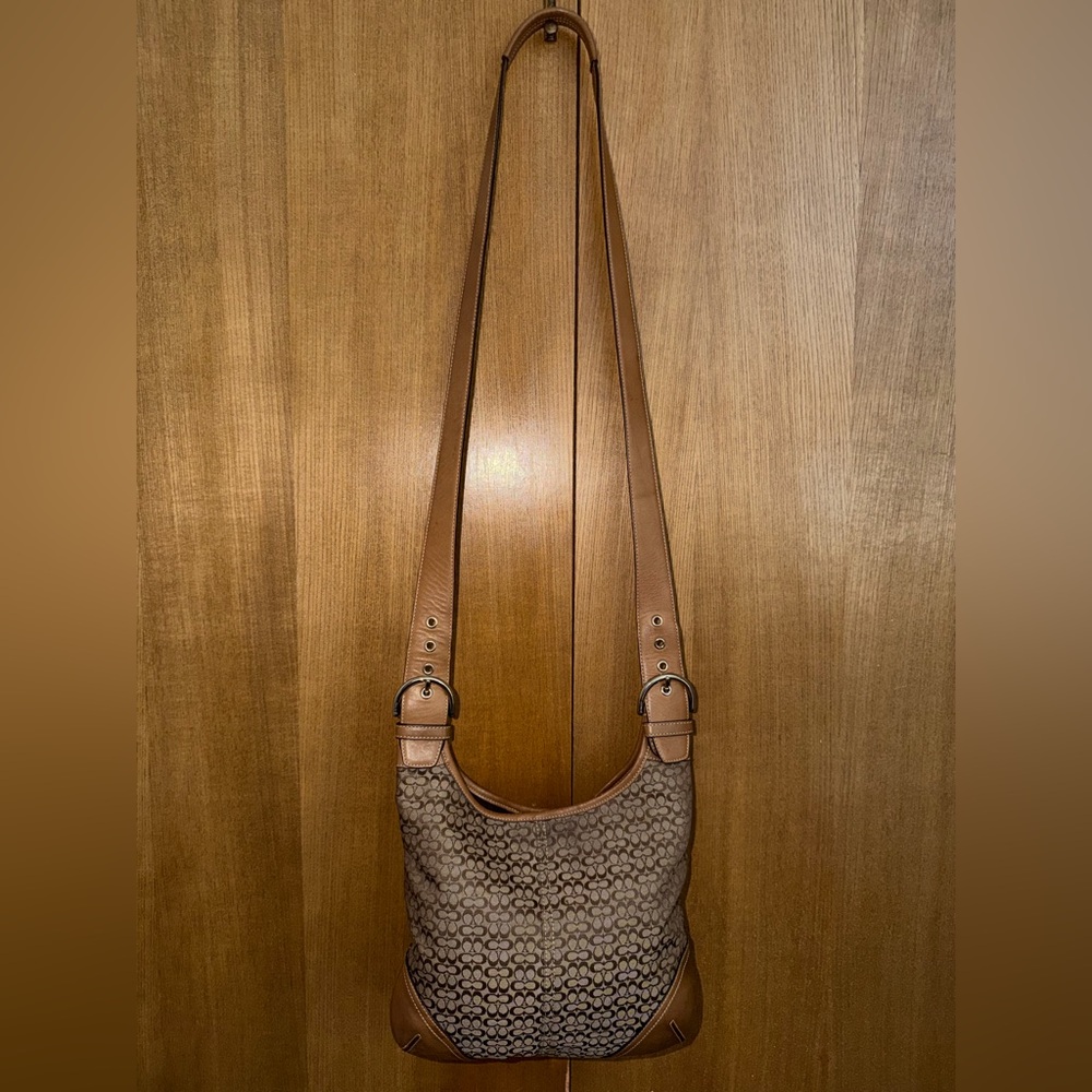 Coach Signature Jacquard & Leather Hobo Shoulder/Crossbody Bag Brown Tan 6386 - Picture 3 of 16